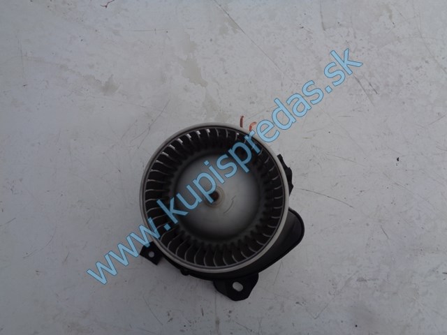 ventilátor kúrenia na opel cordu D, 13335075